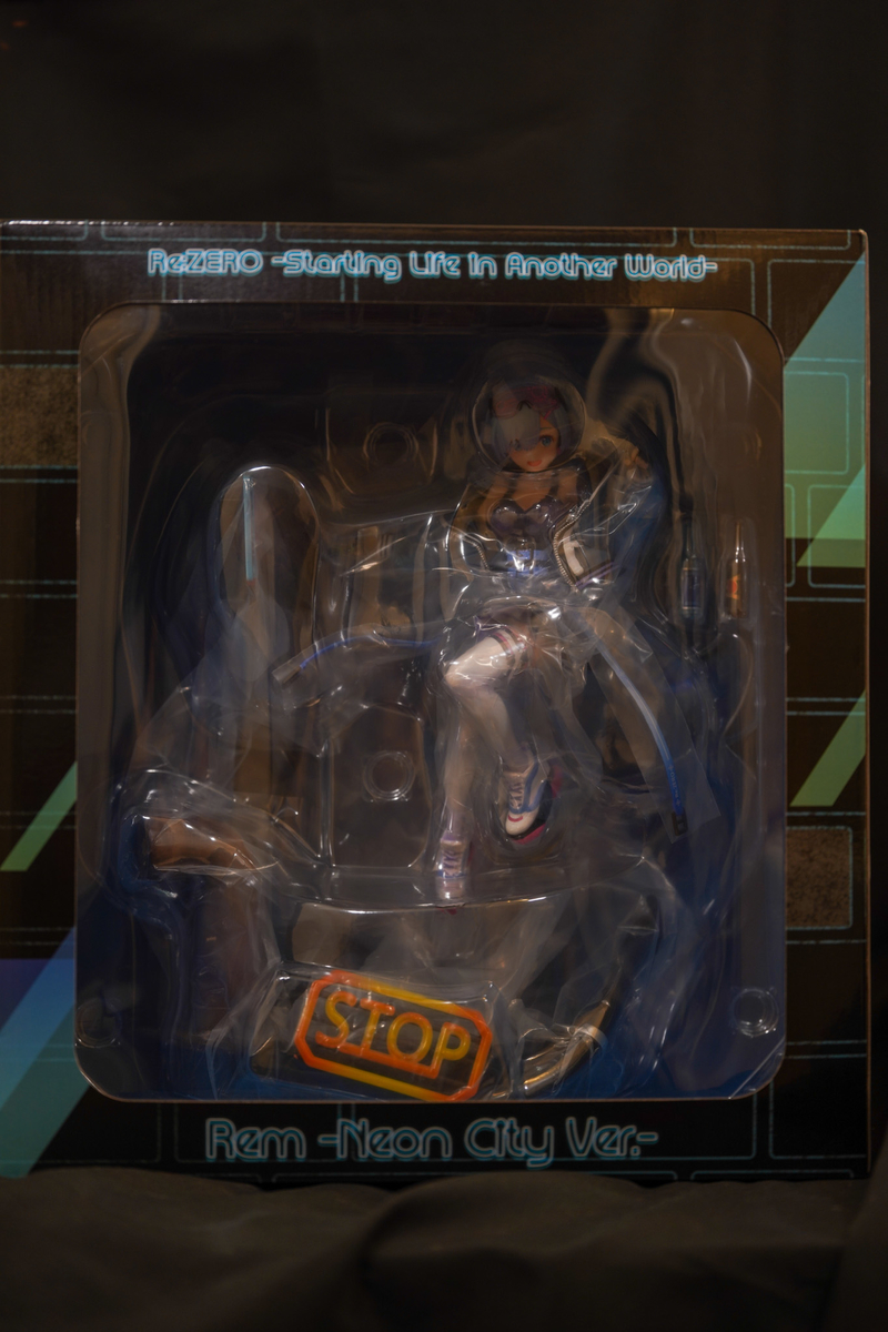 eStream 「Re:ゼロから始める異世界生活」 レム -Neon City Ver.- 1/7スケール