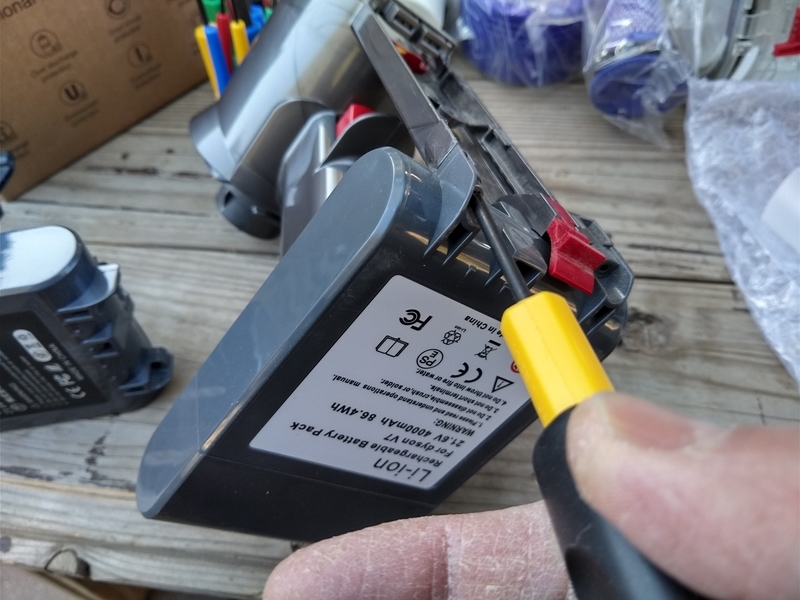 000-065 ダイソン V7 バッテリー新品 分解掃除 消毒済 000-065 ダイソン V7 バッテリー新品 分解掃除 消毒済 Amazon.co.jp