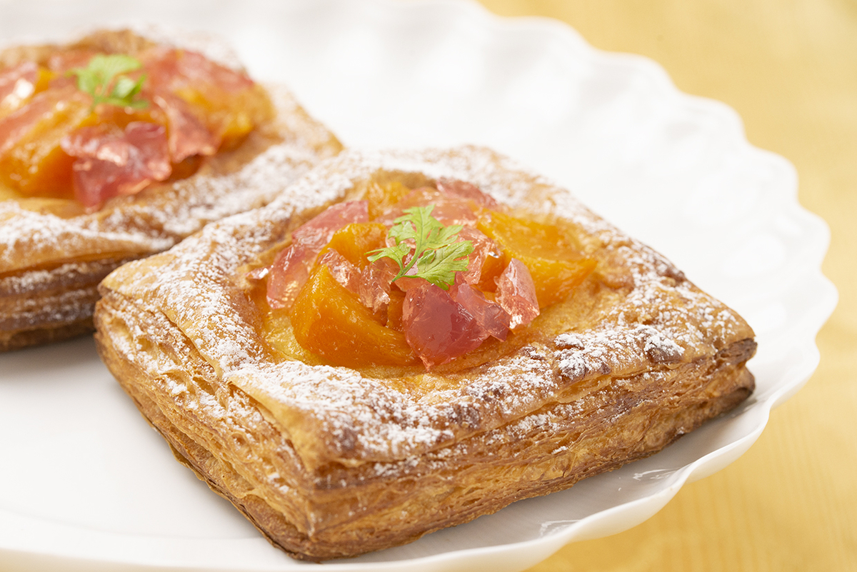 Bakery Takasugi ベーカリー タカスギ フルーツデニッシュ 黄桃 ねこさんの旅日記 Bakery Takasugi ベーカリー タカスギ フルーツデニッシュ 黄桃 ねこさんの旅日記