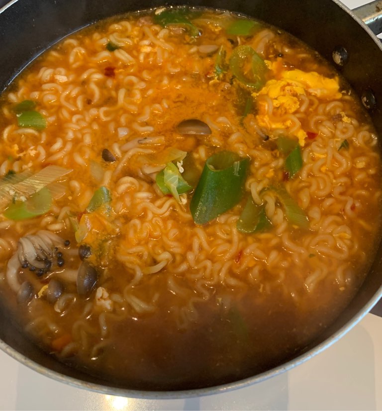 韓国ラーメン コストコで大量に買った辛ラーメンをアレンジして食べてみた 何度行ってもまた行きたい 子連れで楽しむ韓国 韓国ラーメン コストコで大量に買った辛ラーメンをアレンジして食べてみた 何度行ってもまた行きたい 子連れで楽しむ韓国