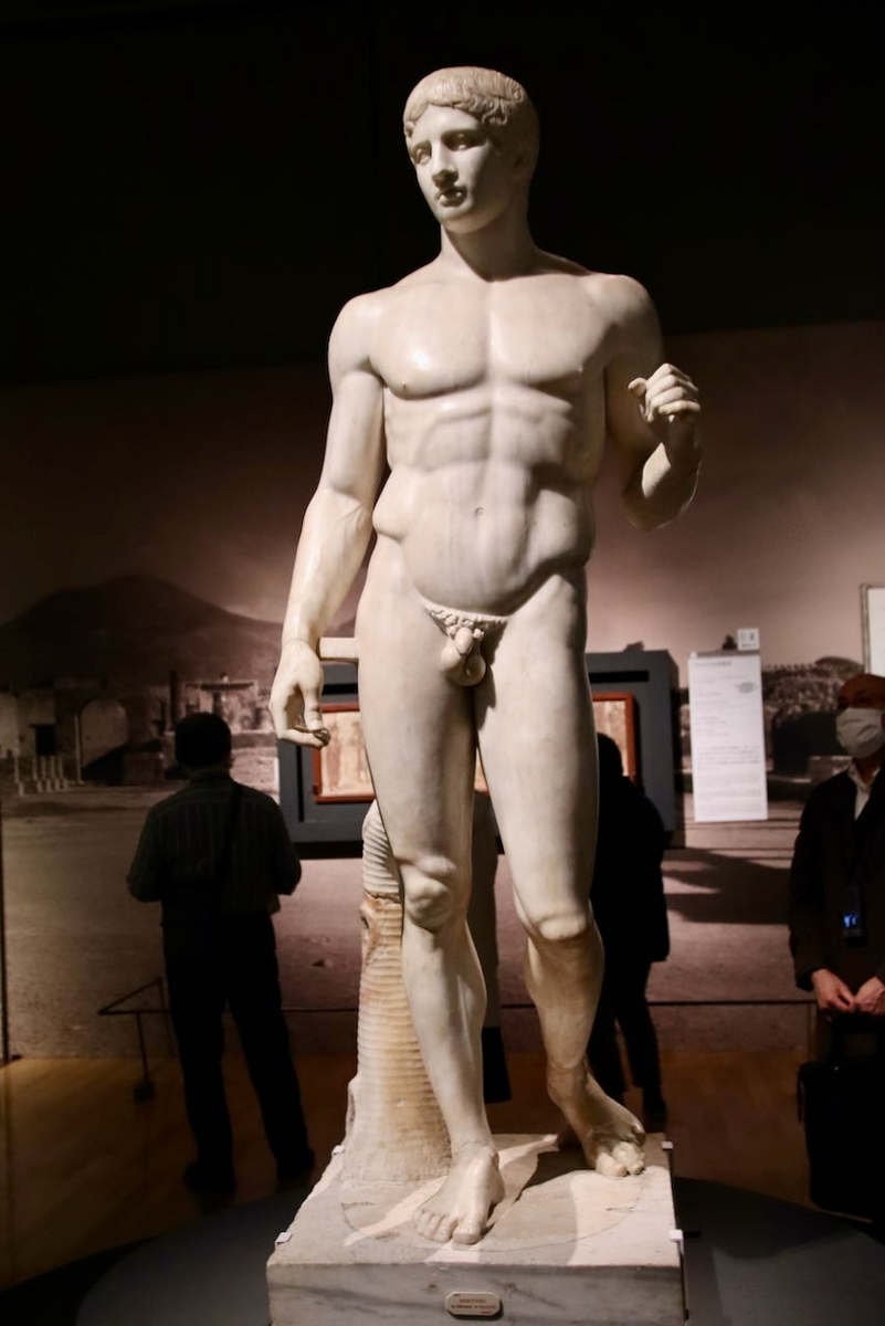 《槍を持つ人　Doryphoros of Polykleitos》｜接写画像（ナポリ国立考古学博物館）