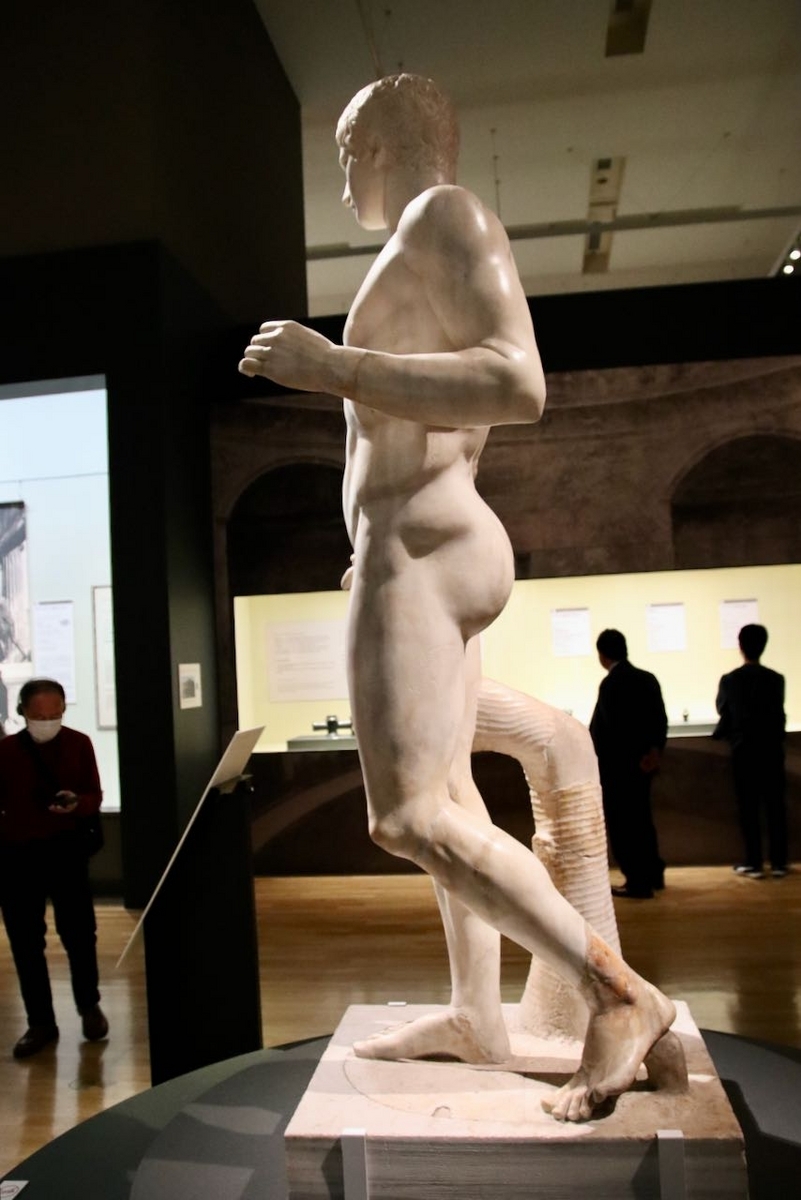 《槍を持つ人　Doryphoros of Polykleitos》｜接写画像（ナポリ国立考古学博物館）