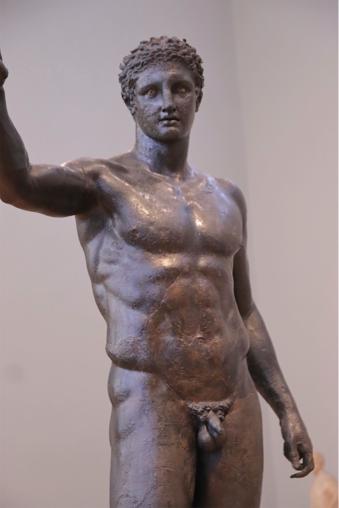 《アンティキティラのエフェベ（Antikythera Ephebe）》｜接写画像150枚（アテネ国立考古学博物館）