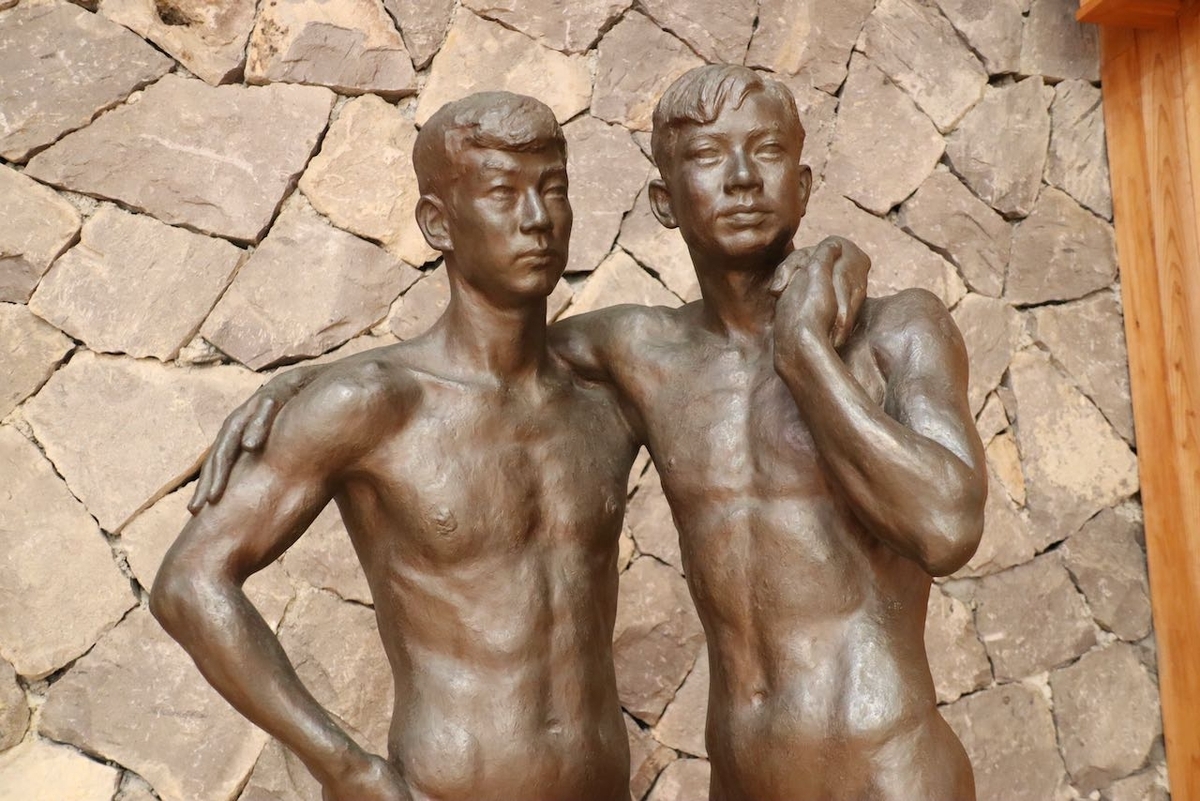 朝倉文夫《友》｜彫刻画像（朝倉文夫記念館）
