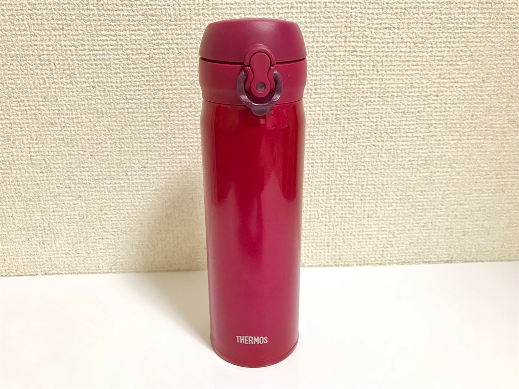 f:id:kannso:20171227210558j:plain THERMOS(サーモス) 水筒 500ml ストロベリーレッド