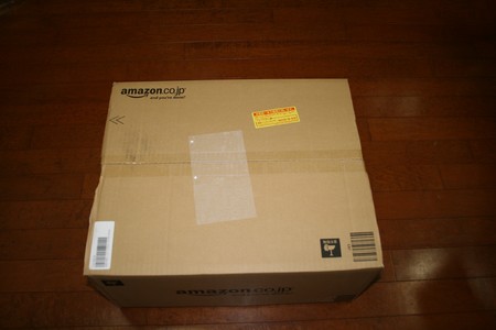 Amazonからの箱