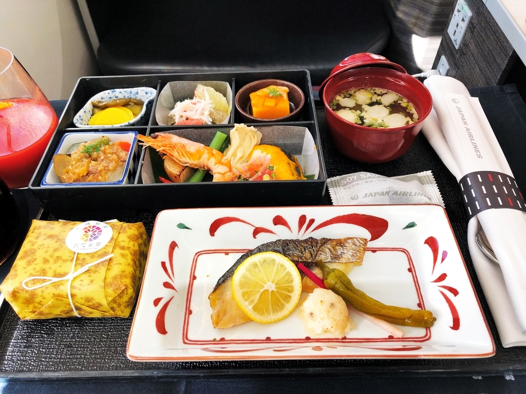 JALビジネスクラスの機内食