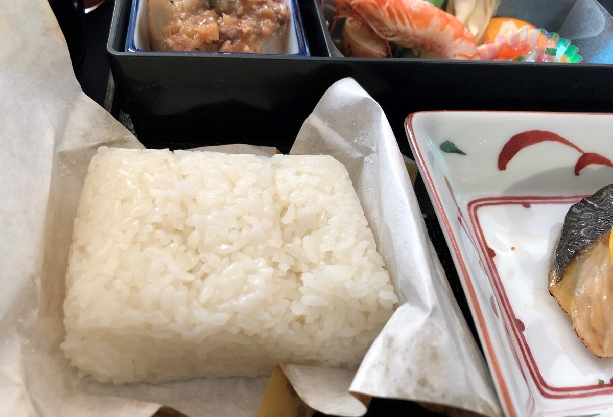 JALビジネスクラスの機内食