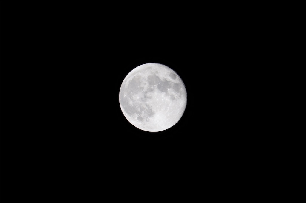 寒い夜は月が綺麗 北のはしっこ惑星