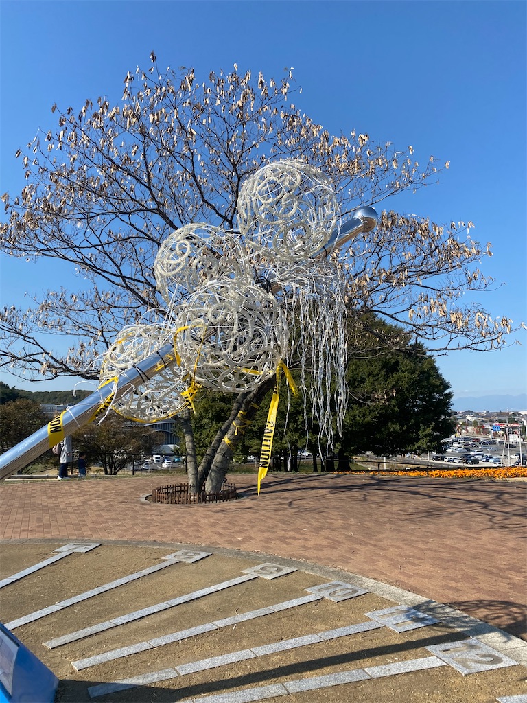 昼間のイルミネーション