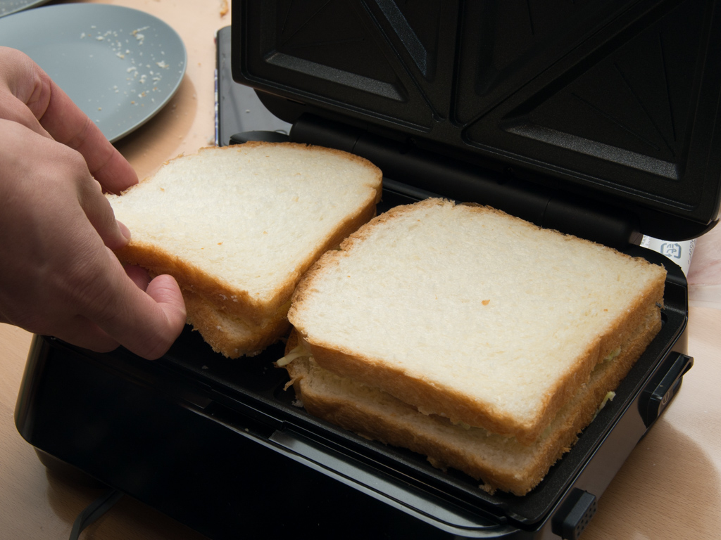 生活を豊かにする！デロンギの「デロンギ マルチグリル」が