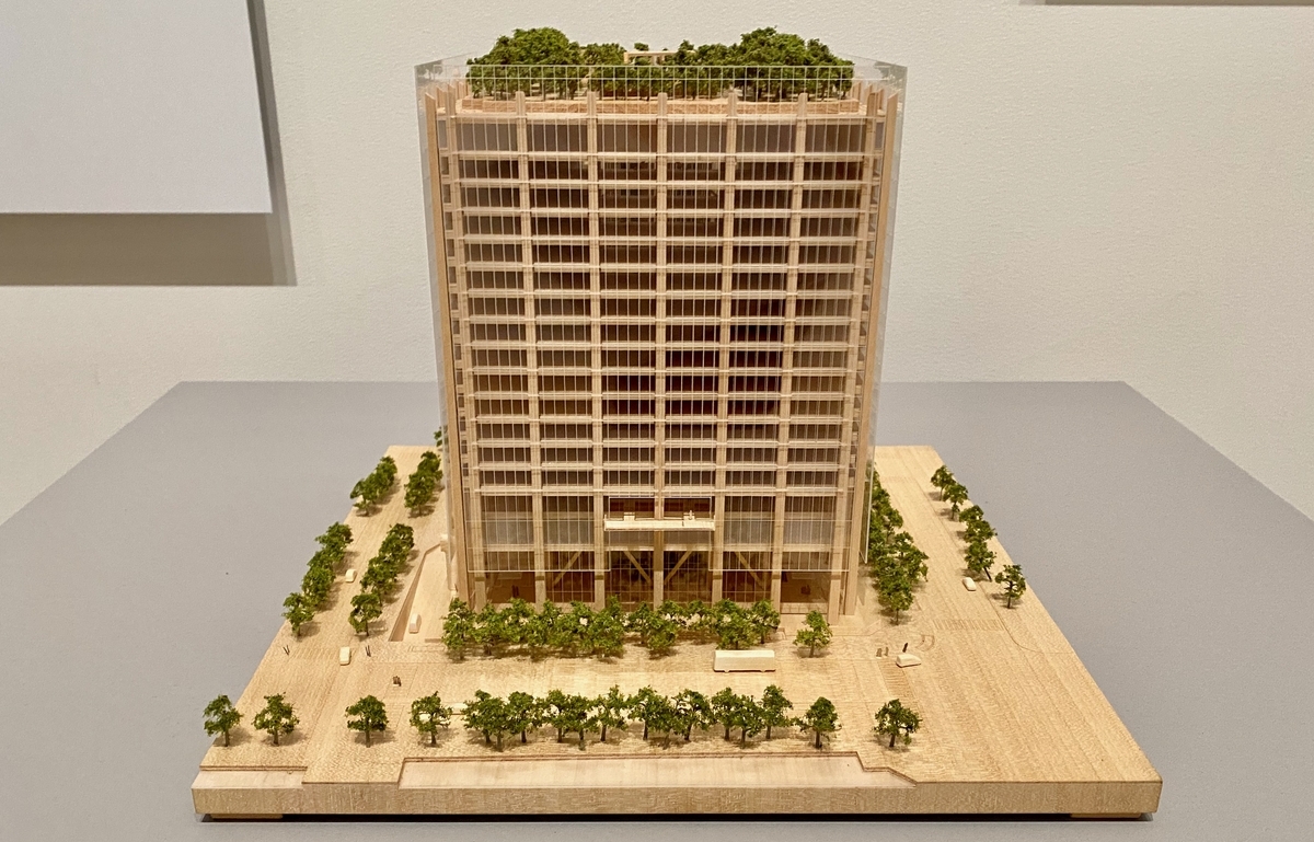 レンゾ・ピアノ RENZO PIANO　航海日誌 東京海上 新本社ビルの「高さ」｜レンゾ・ピアノ&新宮晋展 - 第