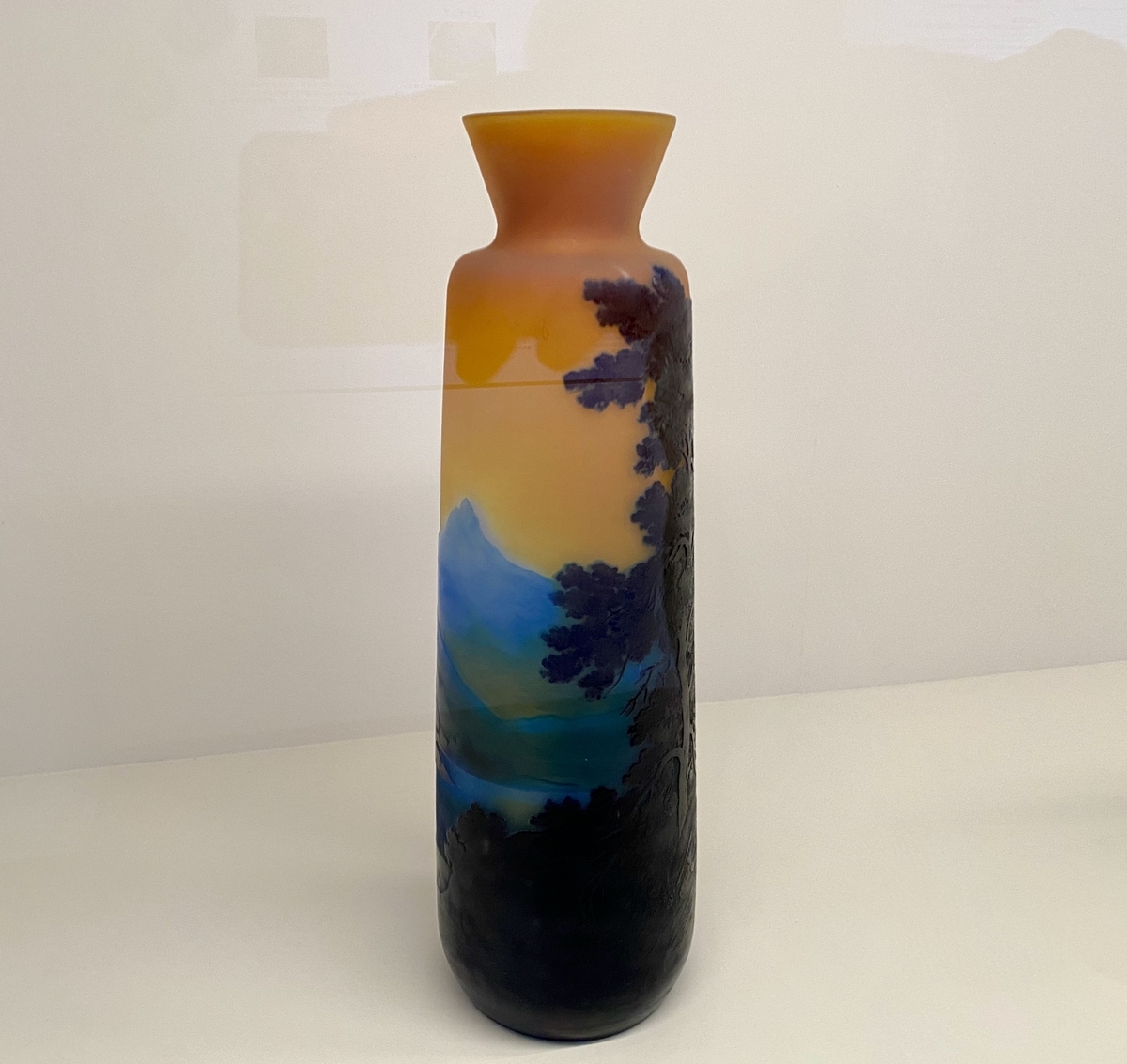 エミールガレ エミール・ガレの技法｜美術館「えき」KYOTOの没後120年展 - 第二