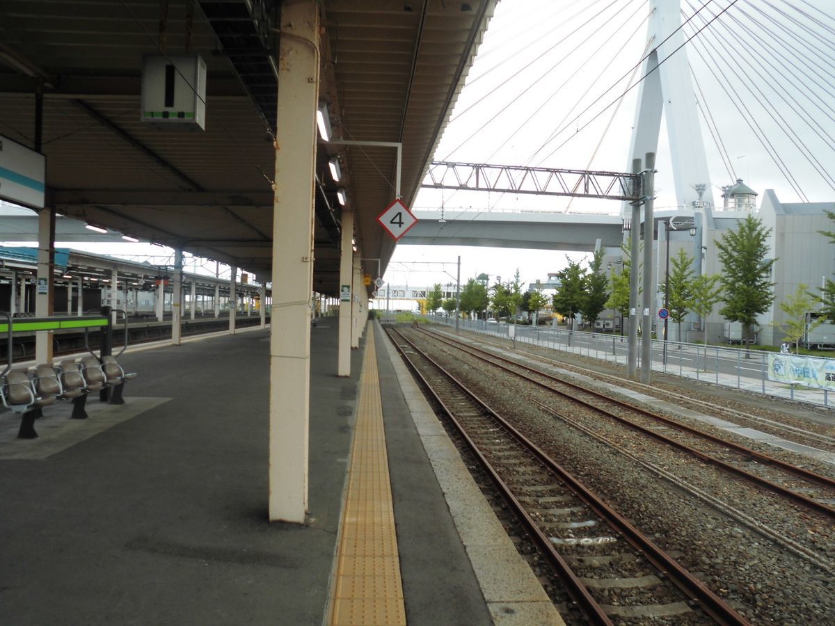 40 勇む笛の音いそぐ人 - 鉄道唱歌の話