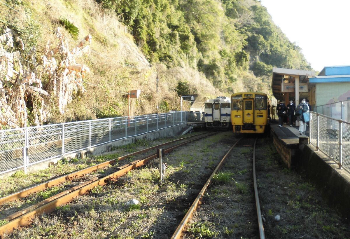 行先板 指宿枕崎線 西鹿児島⇔山川 × 鹿児島⇔山川 (プラスチック製山側