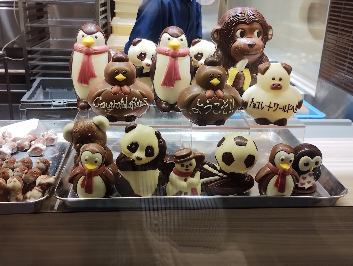 北海道 ロイズ 新千歳空港 チョコレートワールド限定‼️ ロイズチョコレートワールド（新千歳空港）のポップチョコが可愛