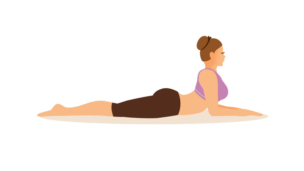 朝におすすめのヨガポーズ5選　4 スフィンクスのポーズ