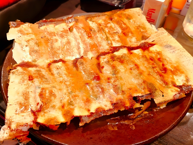 パリッと仕上がった羽根つき餃子