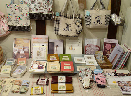 Petit2個展 童話をモチーフにした銅版画の雑貨 と ブックマーク 犬山城下町 ハンドメイド雑貨motifの写真日記