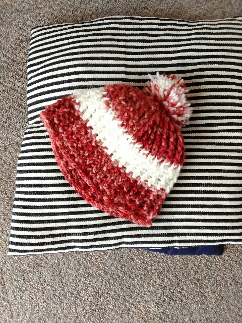 ダイソーの毛糸 かぎ針で子供の帽子を作りました 主婦のわたくしごと