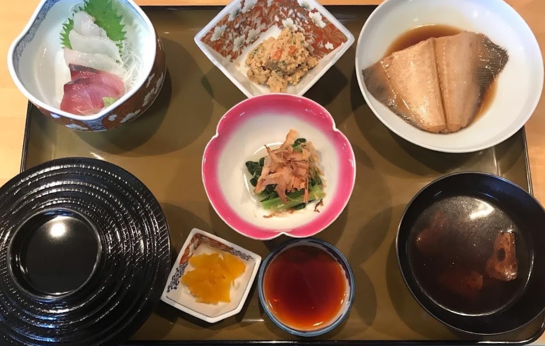 鯵ヶ沢　水天閣　和定食