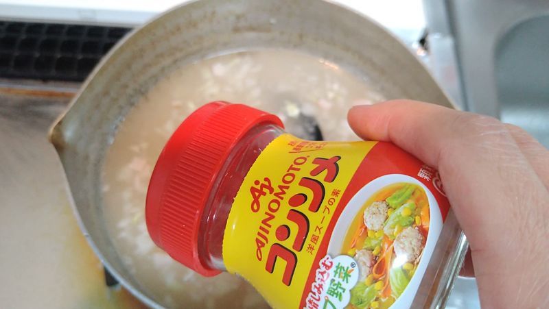 玉ねぎとベーコンのコンソメスープ_3
