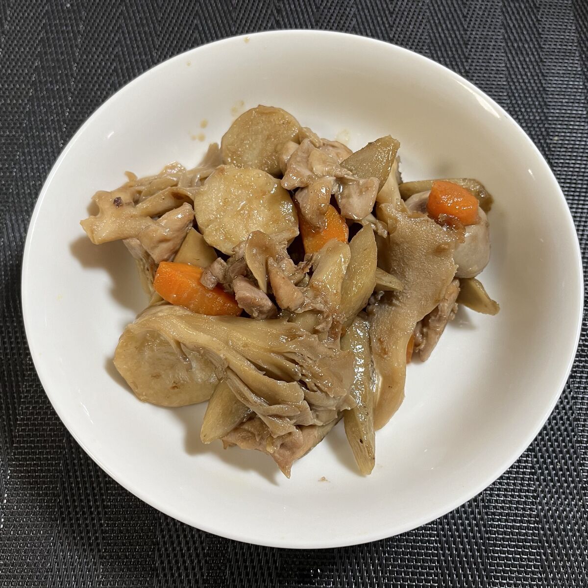 秋野菜と鶏肉の筑前煮風_完成