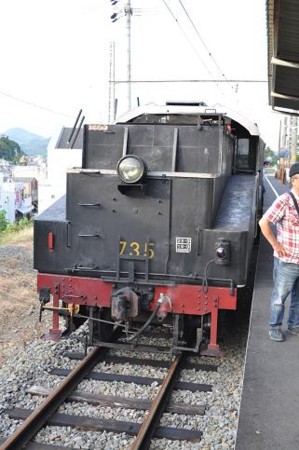 タイ国鉄塗色で9月になっても走っているC56-44のラストラン(?)と遭遇