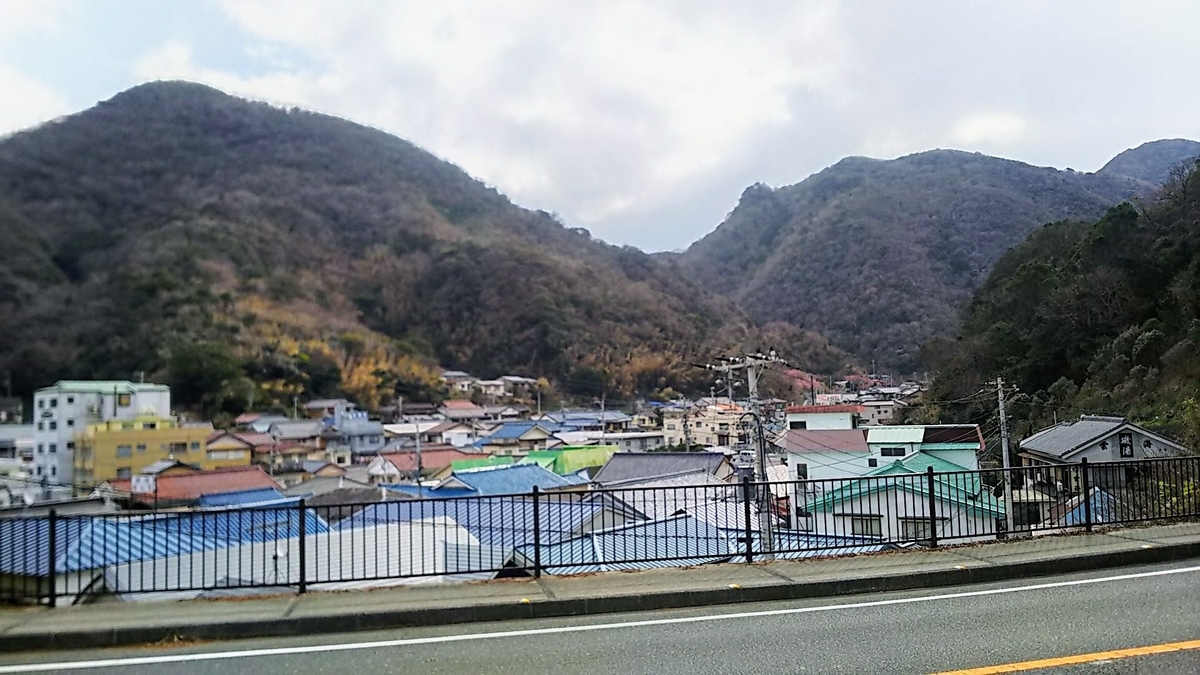 f:id:katayoku_no_hito:20190212103620j:plain f:id:katayoku_no_hito:20190212103620j:plain