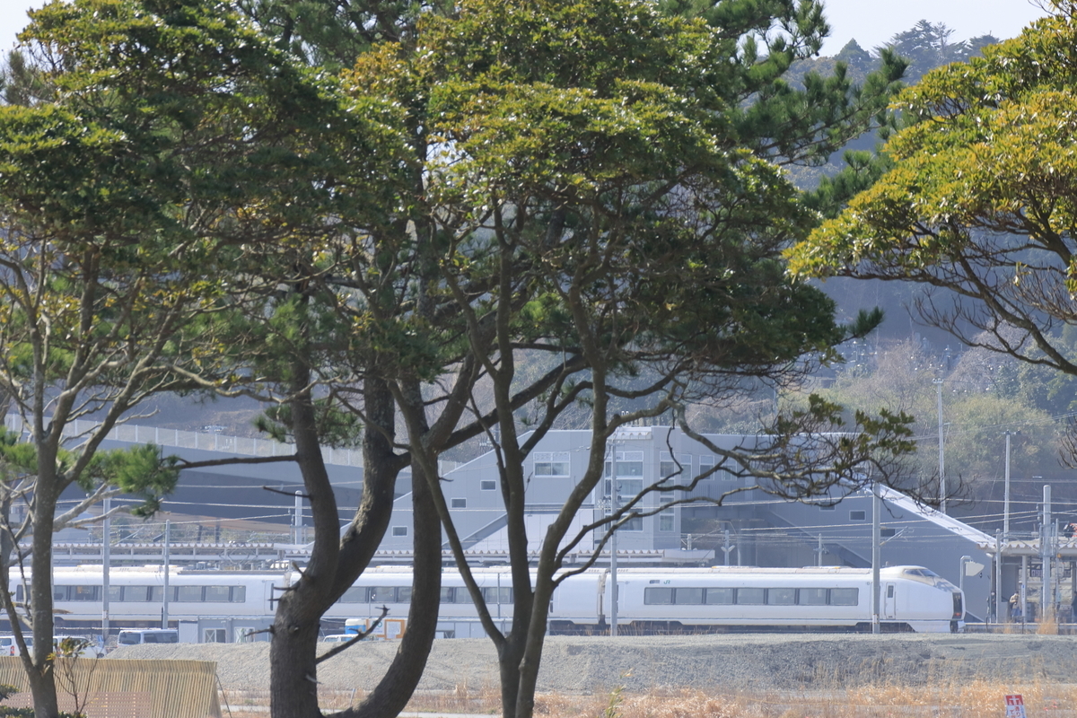 f:id:katayoku_no_hito:20200317214534j:plain f:id:katayoku_no_hito:20200317214534j:plain