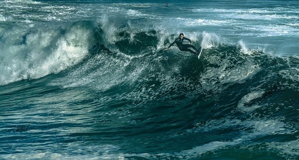 surfing-296161_640 (1)