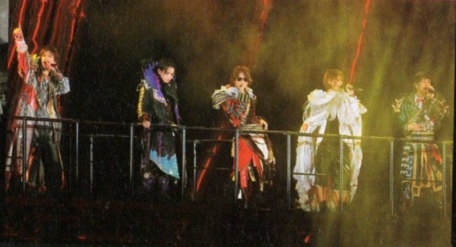 STAGE CLOTHES】KAT-TUN -NO MORE PAIИ- WORLD TOUR 2010（2010