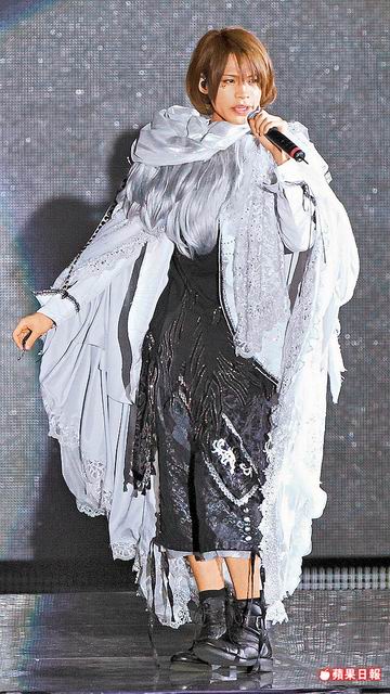 STAGE CLOTHES】KAT-TUN -NO MORE PAIИ- WORLD TOUR 2010（2010
