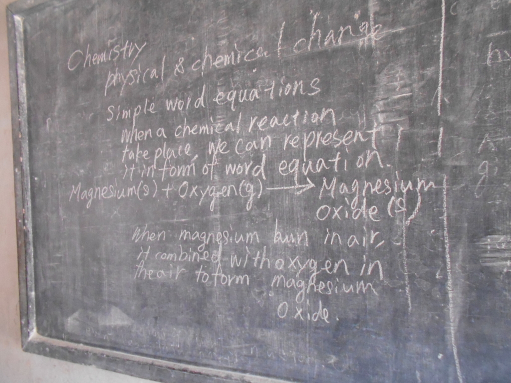 Balancing Chemical Equations 化学反応式についての授業をしました 帰国隊員の活動 マラウイ 海外青年協力隊員 理科教育活動記録 30代後半からの