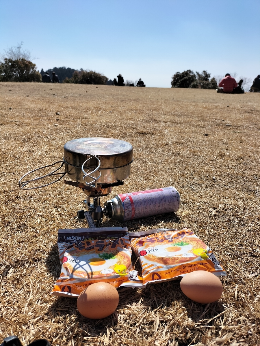 チキンラーメン　登山