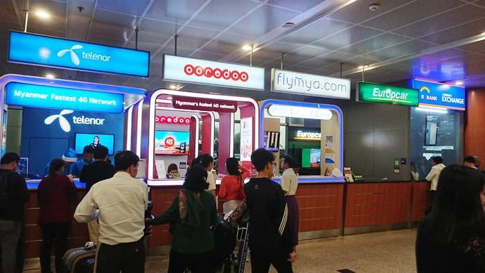 ヤンゴン国際空港　シムカードの購入方法の説明
