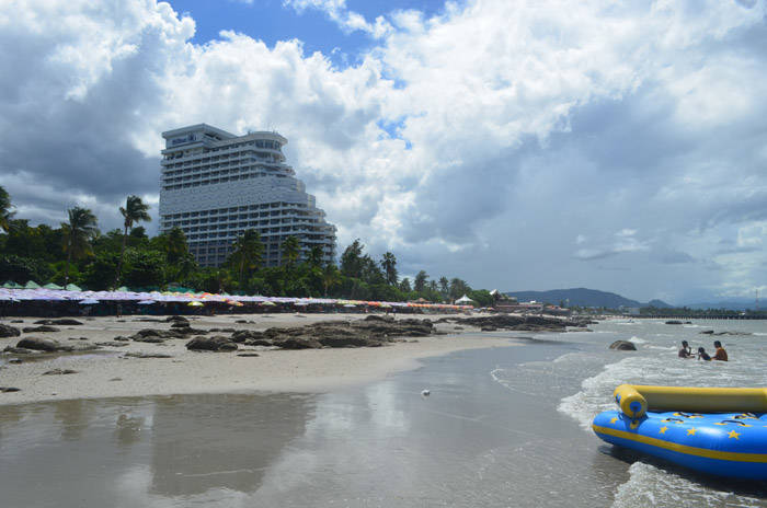 ホアヒンビーチ huahin beach