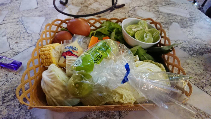 カオヤイのムーガタレストラン