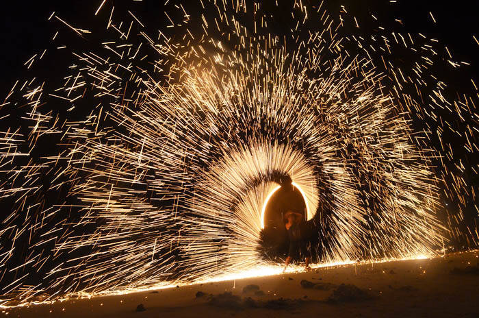 サメット島　ファイヤーダンス