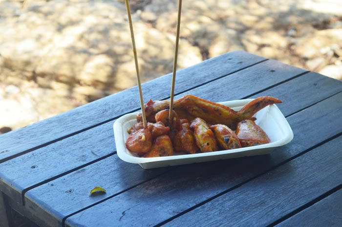 サメット島の焼き鳥