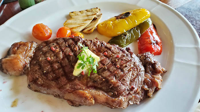 カオヤイ　ヴィンコット（VINCOTTO）のステーキ