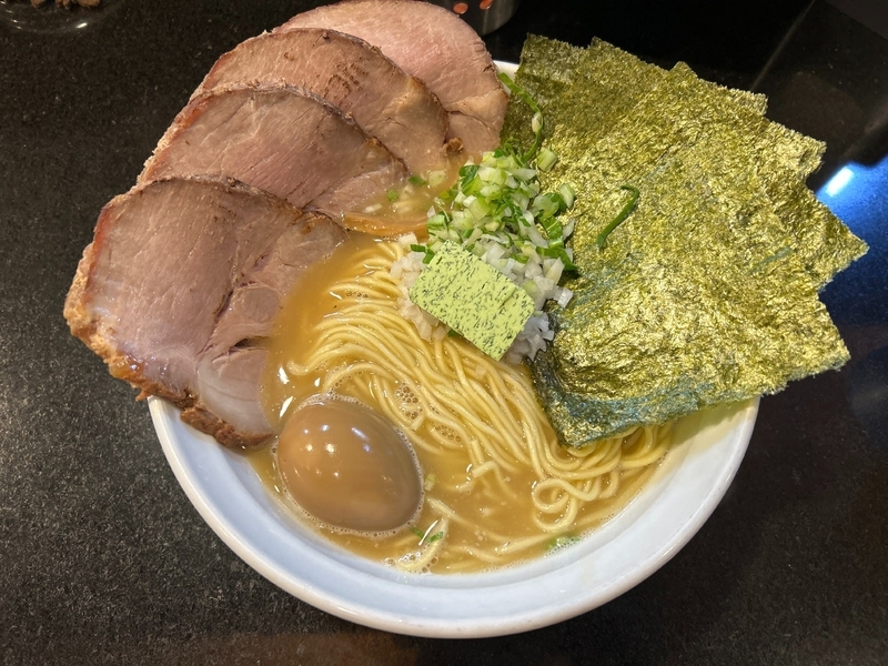 茨城 つくば】 七福軒「鶏蕎麦(900円)＋映え盛り特製トッピング(500円