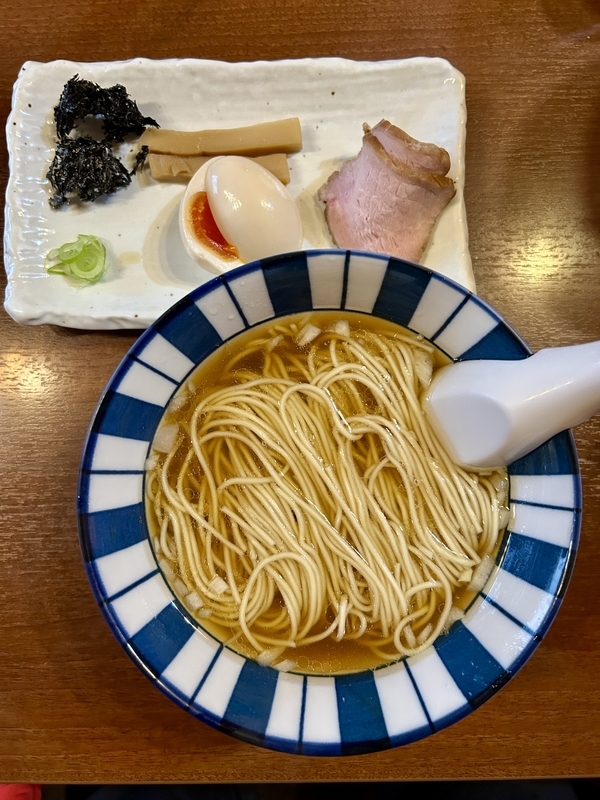 富山 氷見】貪瞋癡「氷見産煮干しラーメン(1000円)」 - 肥宝館 －貧