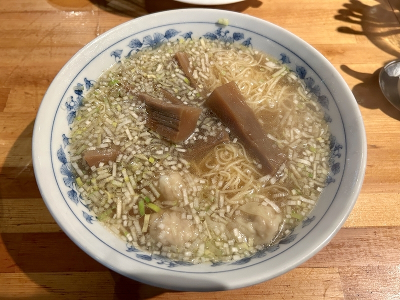 神奈川 センター南】 ウミガメ食堂「タケノコワンタン麺(1150円)＋