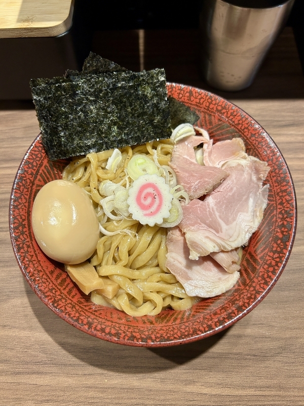 御茶ノ水】 油そば するが「特製油そば 特大(1300円)」 - 肥宝館 －貧