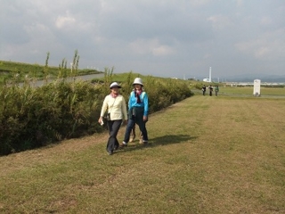 f:id:kawakudari:20111011220053j:image:w360:left