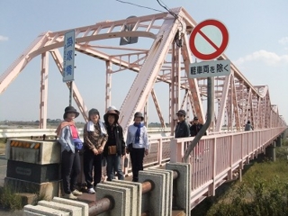 f:id:kawakudari:20111018111949j:image:w360:left