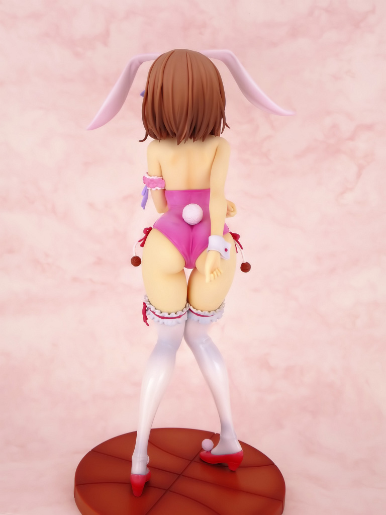 香椎愛莉 うさぎさんver のフィギュアがどう見ても小学生には