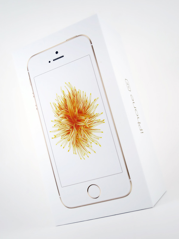 Apple iPhone SE A1723 海外版 SIMフリー