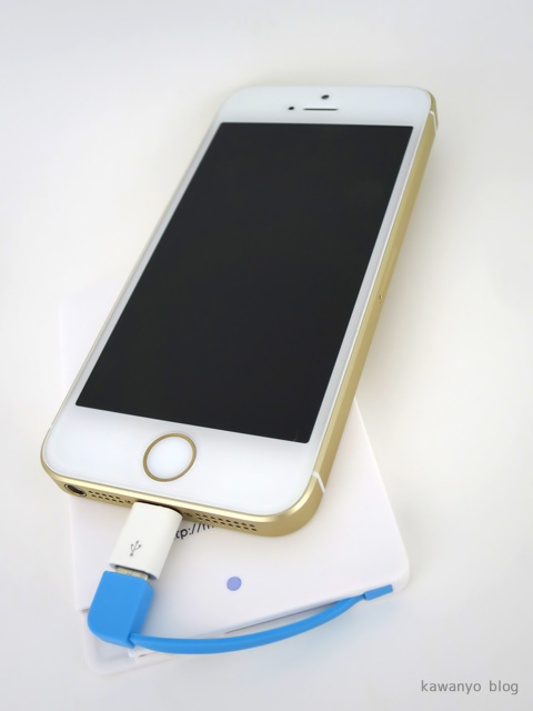 名刺サイズ モバイルバッテリー MOCREO LAVO 2500 Android iPhone Lightning 名刺サイズ モバイルバッテリー MOCREO LAVO 2500 Android iPhone Lightning